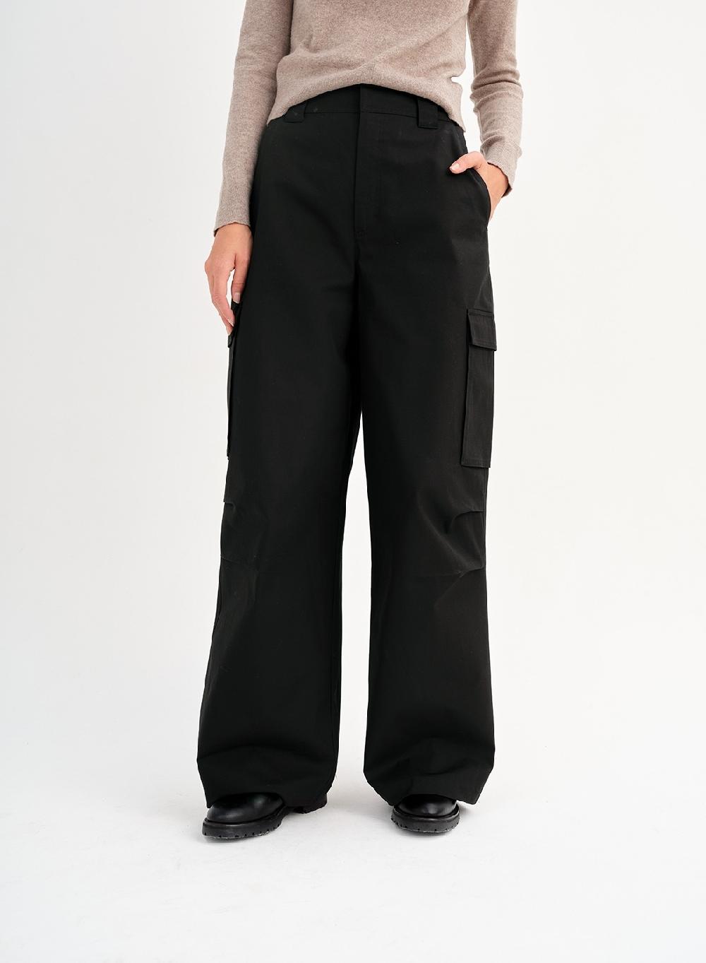 Etiqueta negra Pantalon bolsillos gabardina Ahorra y exporta