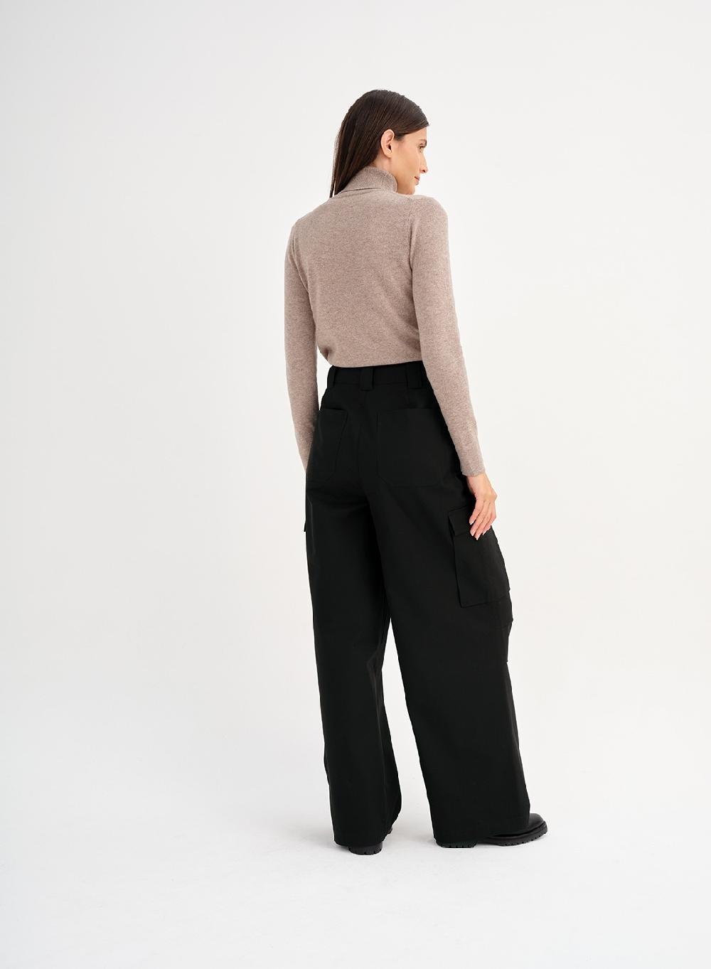 Etiqueta negra Pantalon bolsillos gabardina Ahorra y exporta