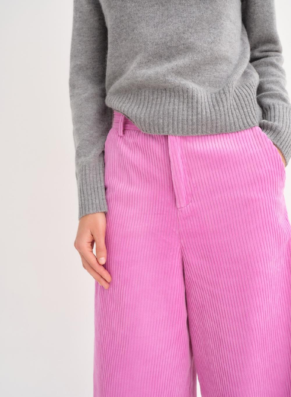 Etiqueta negra Pantalon ancho corderoy Oferta especial