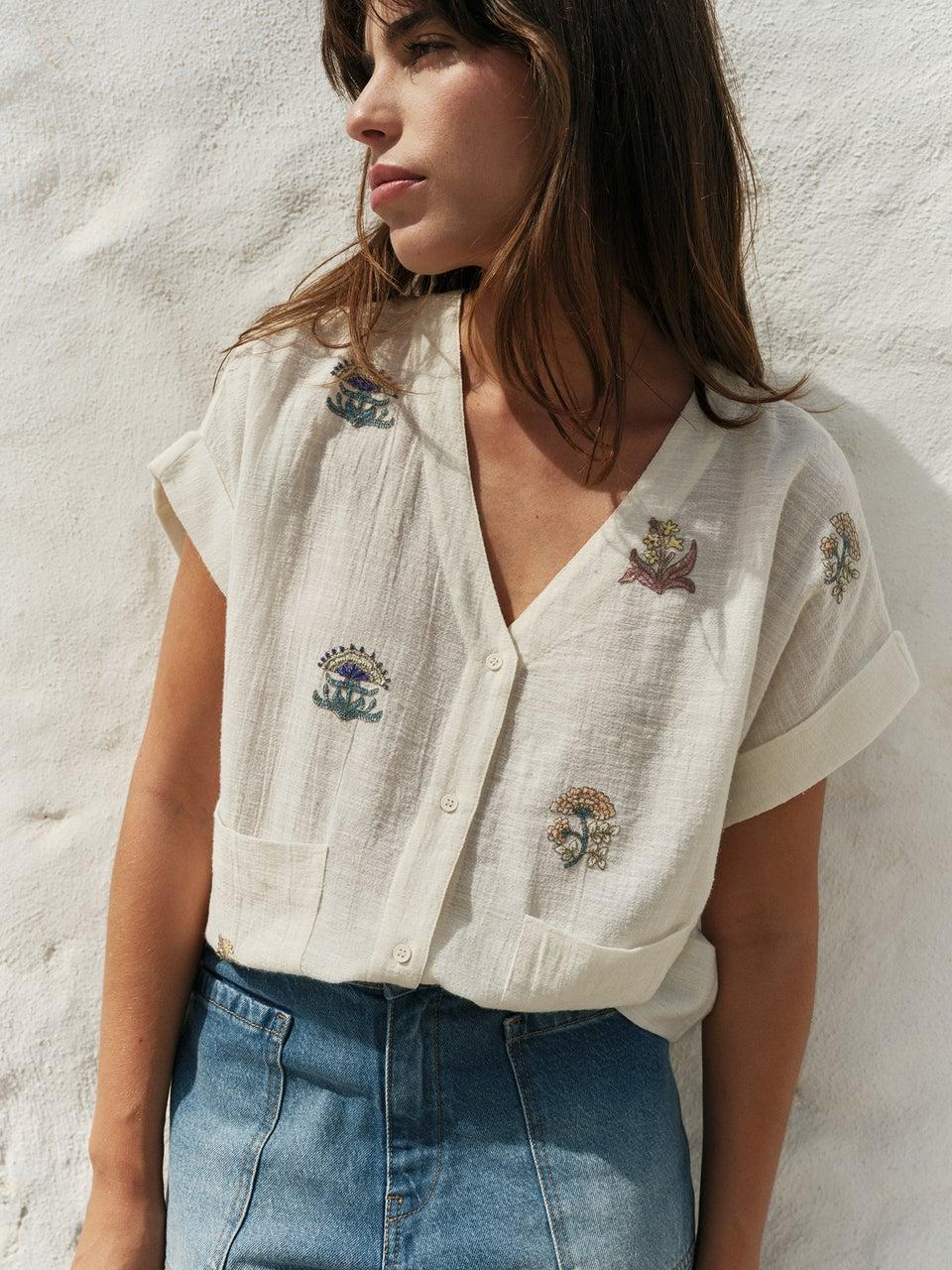 Indi & cold CAMISA BORDADOS MANGA CORTA Envío internacional gratuito
