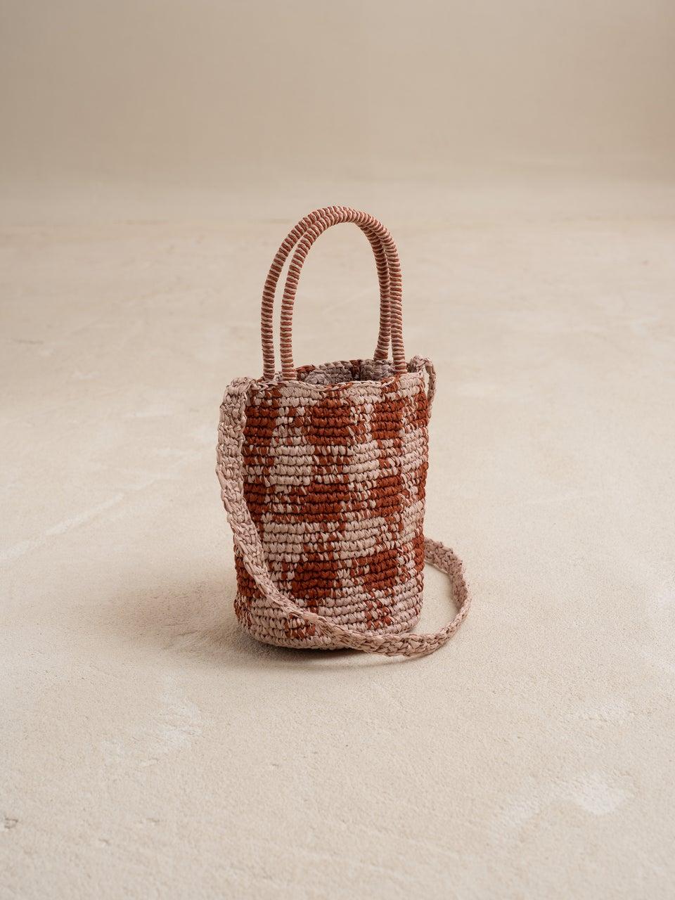 Indi & cold BOLSO BOMBONERA RAFIA Precios de Black Friday