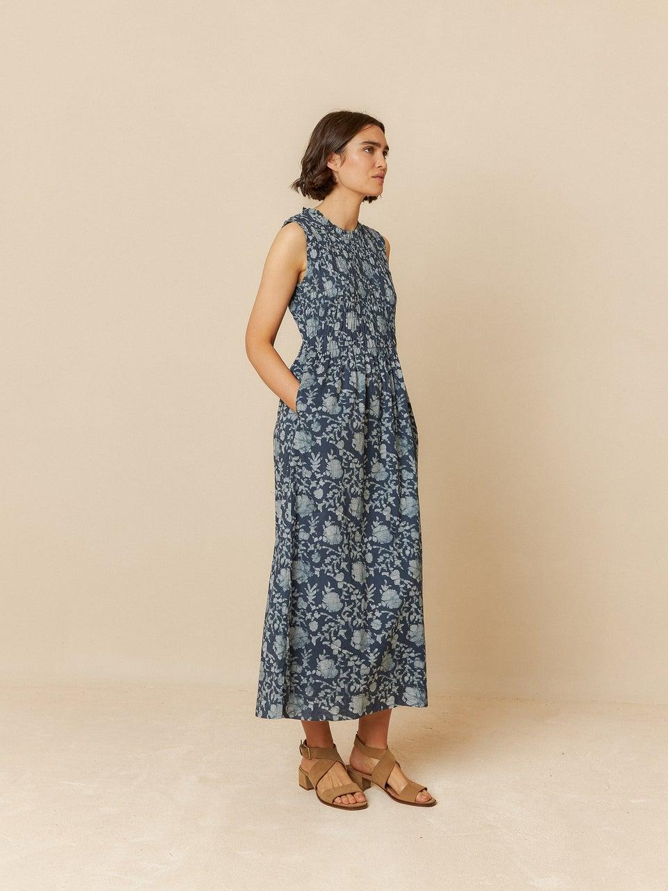 Indi & cold MAXI VESTIDO ENGOMADO Grandes ahorros