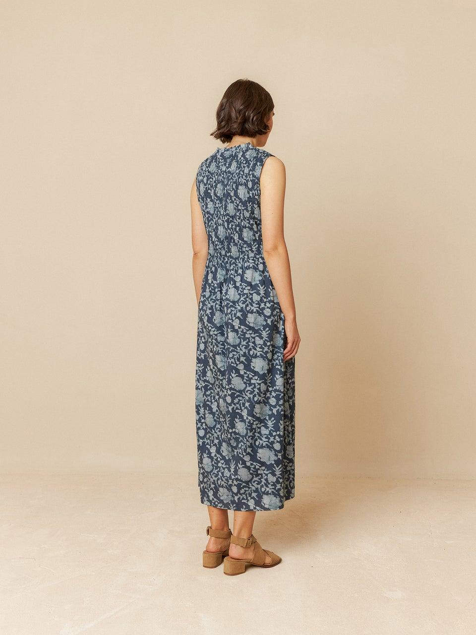 Indi & cold MAXI VESTIDO ENGOMADO Grandes ahorros