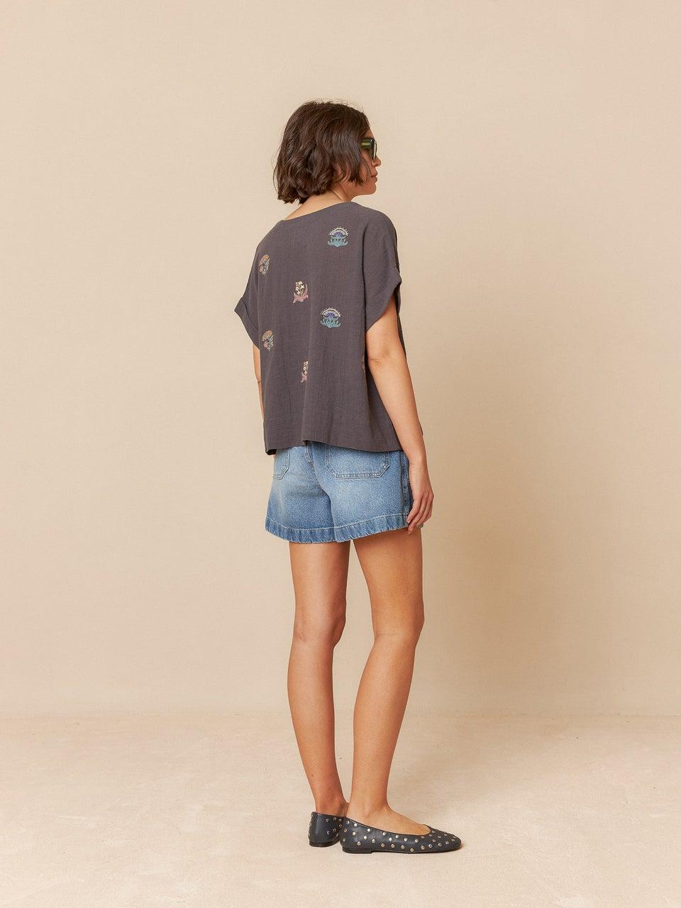 Indi & cold CAMISA BORDADOS MANGA CORTA Oferta especial
