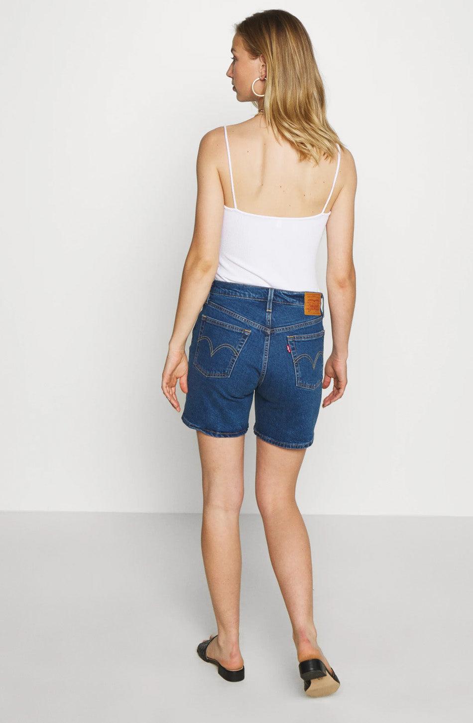 kaotiko Shorts Levi's Mid Thight Blue Devoluciones gratuitas