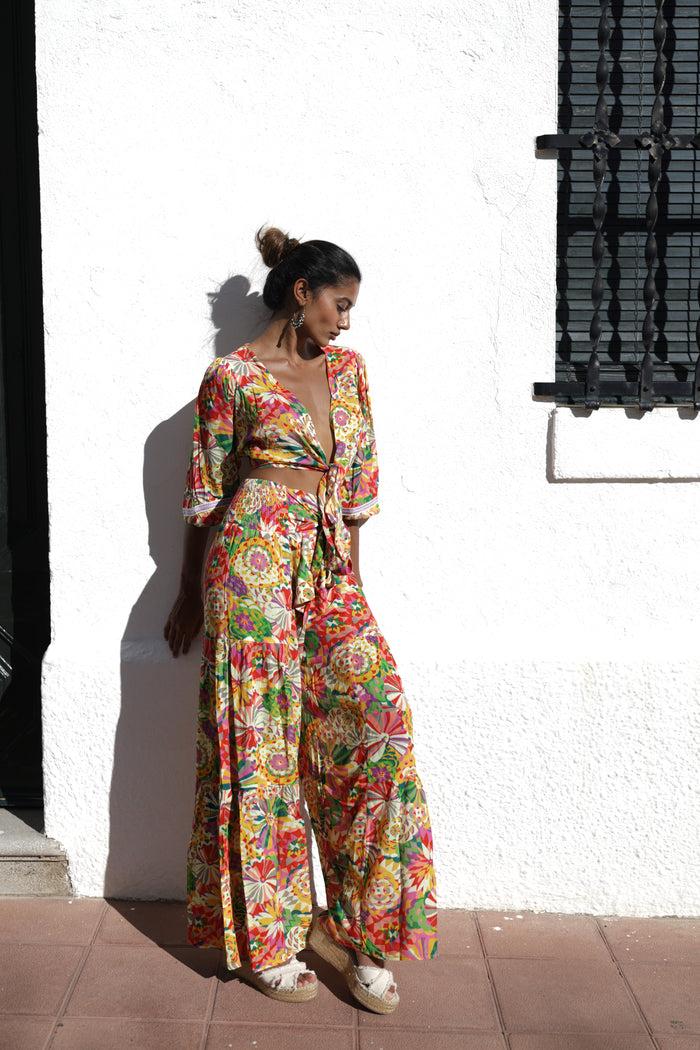 luna llena Pantalón largo luna llena de verano estampado flores multicolor – Luna Llena Solo hoy