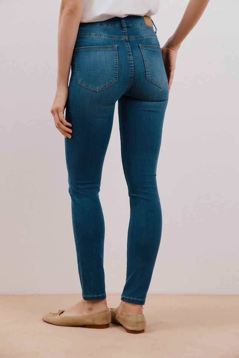 pedro del hierro Jeans sensational 2025