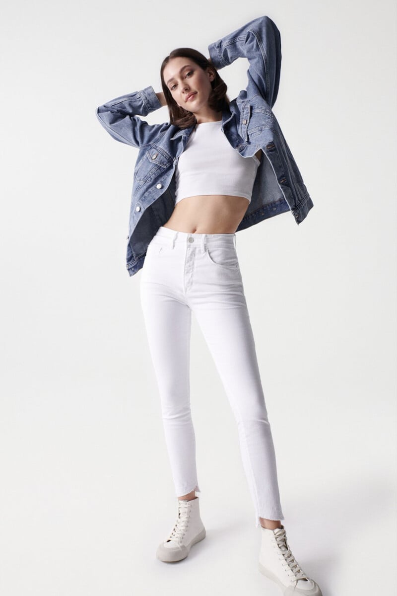 pedro del hierro Vaqueros faith push in cropped Últimos 2 días