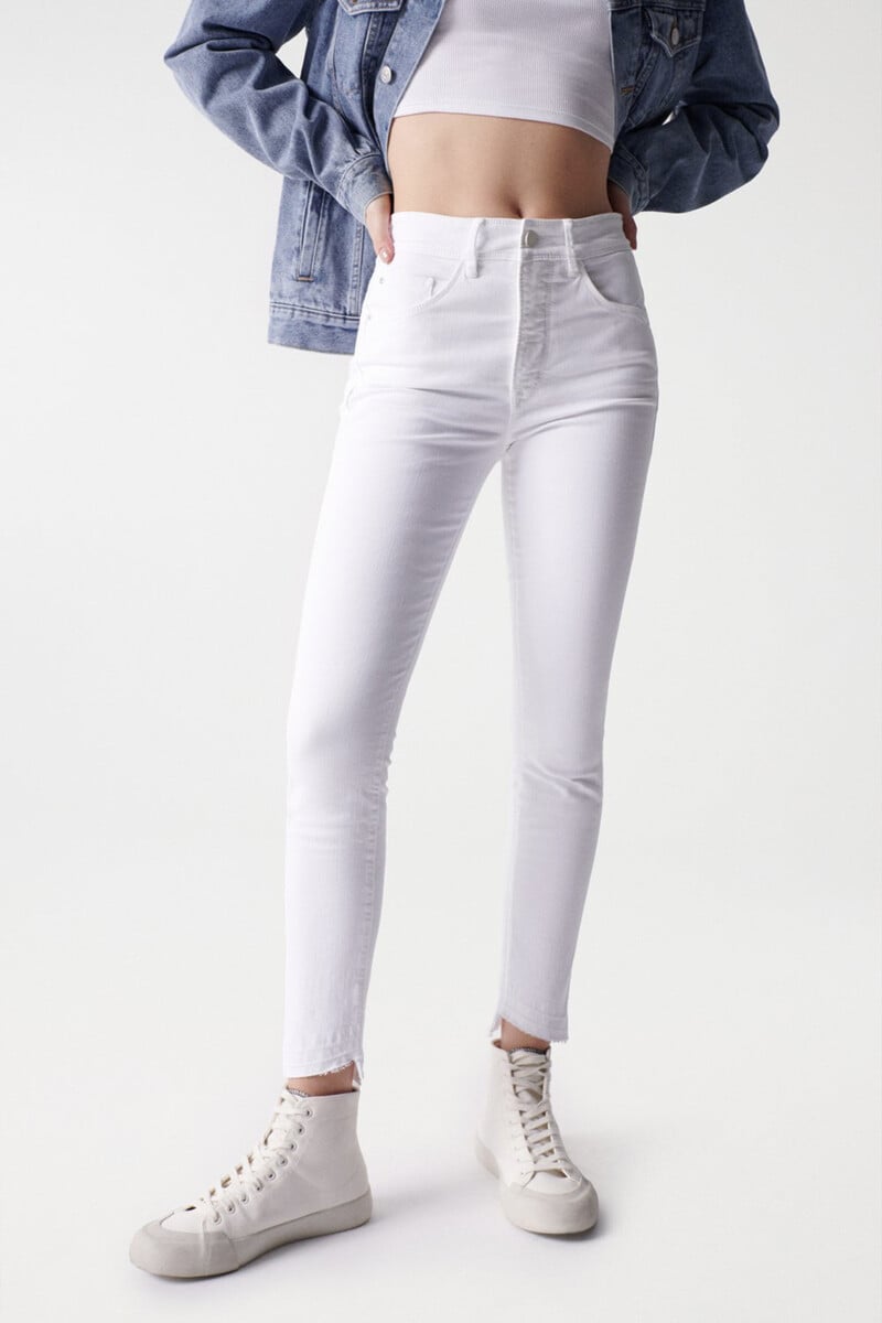 pedro del hierro Vaqueros faith push in cropped Últimos 2 días