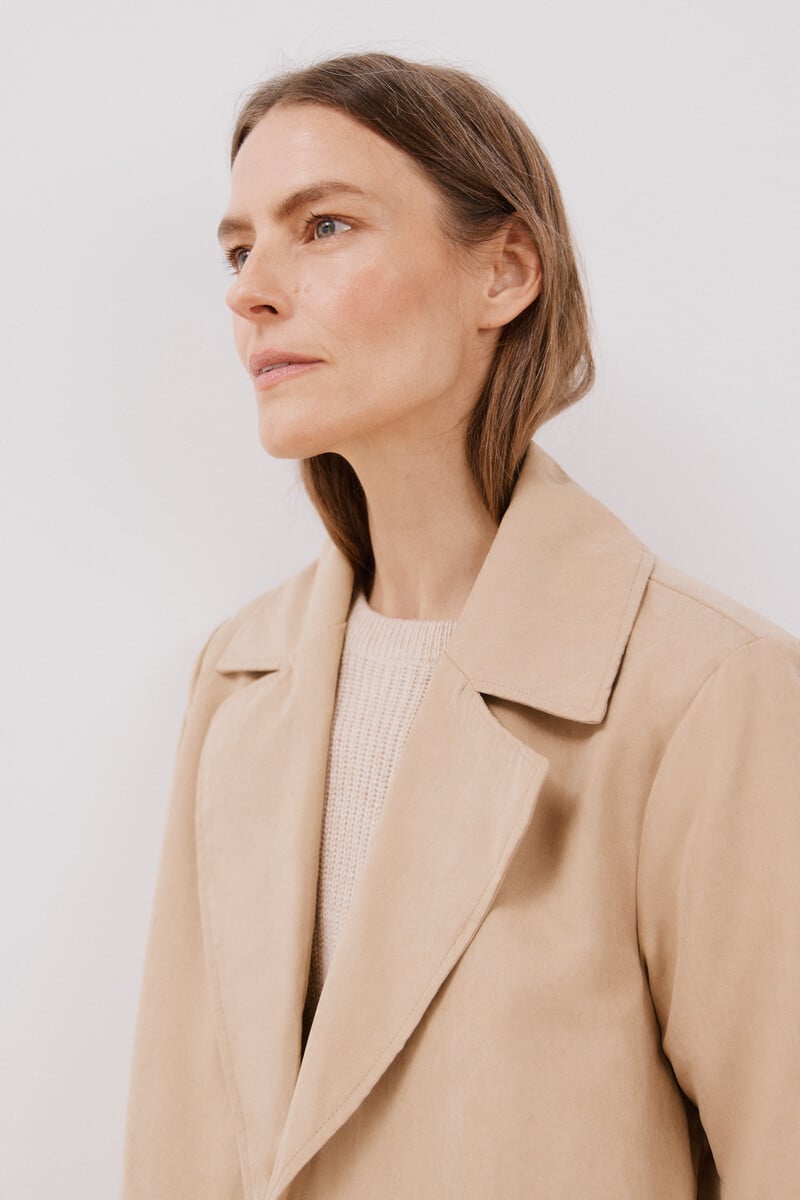 pedro del hierro Gabardina fluida waterrrepelent 2025