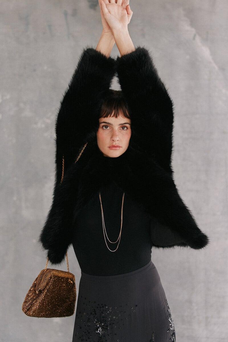 pedro del hierro Anna. Chaqueta corta de pelo sintético Envío gratis