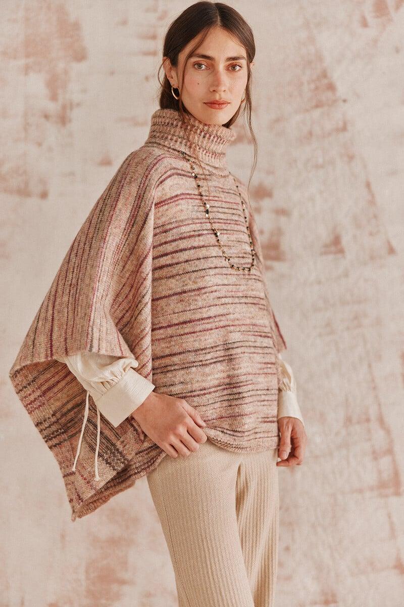 pedro del hierro Teocleta. Poncho de punto Ofertas de temporada