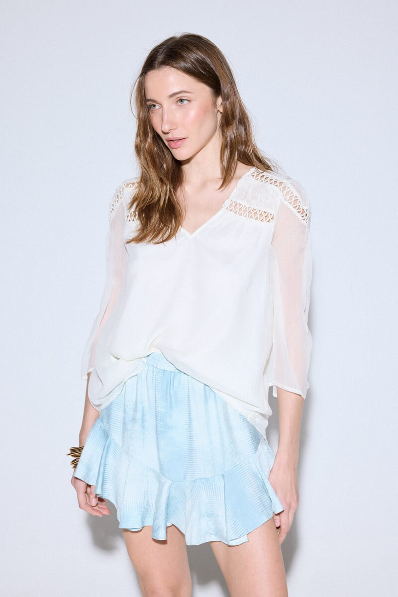 pedro del hierro Blusa blanca entredos Últimos 3 días