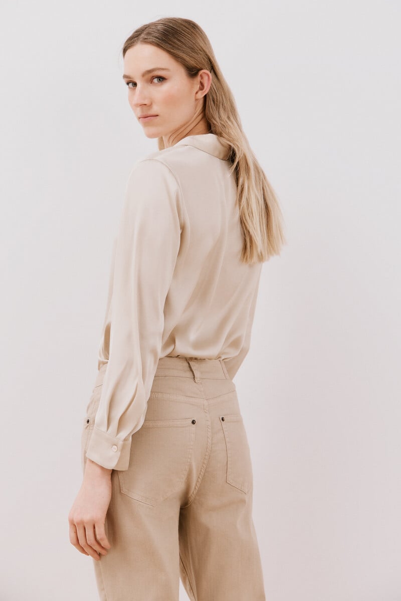 pedro del hierro Camisa satinada Ahorra y exporta