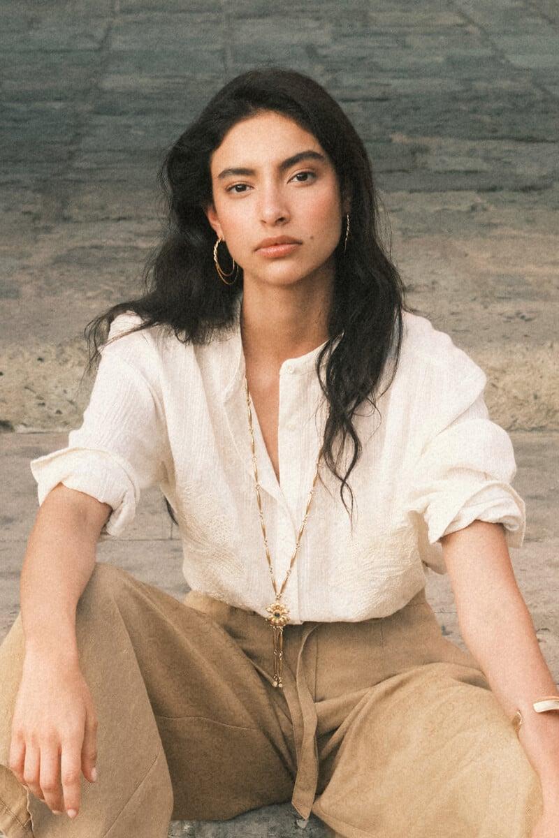pedro del hierro Galiana. Camisa bordada Devoluciones gratuitas
