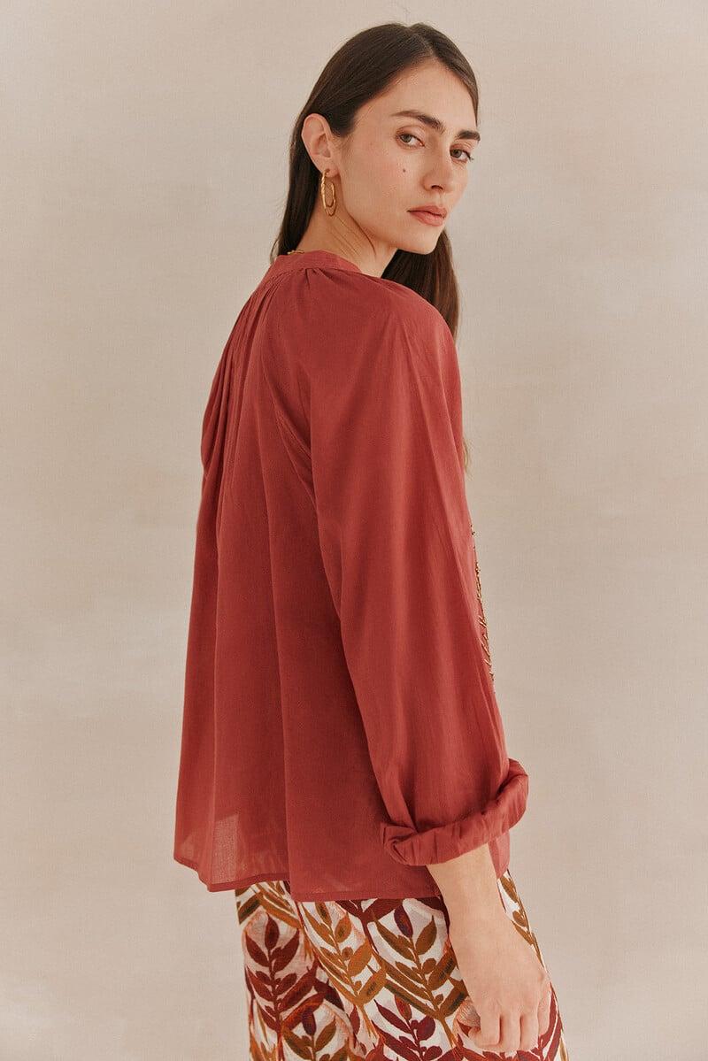 pedro del hierro Lara. Blusa bordada cuentas Rebajas top