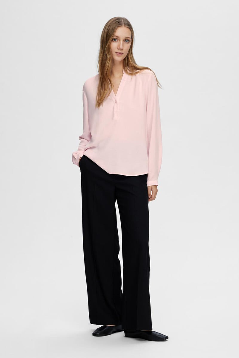 pedro del hierro Blusa fluida con cuello de pico confeccionada con materiales reciclados Ofertas de temporada