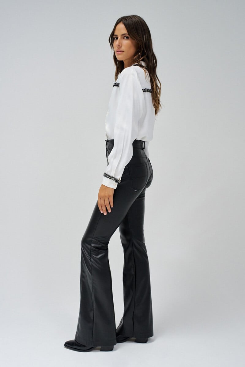 pedro del hierro Pantalones Faith push in flare efecto piel Grandes ahorros