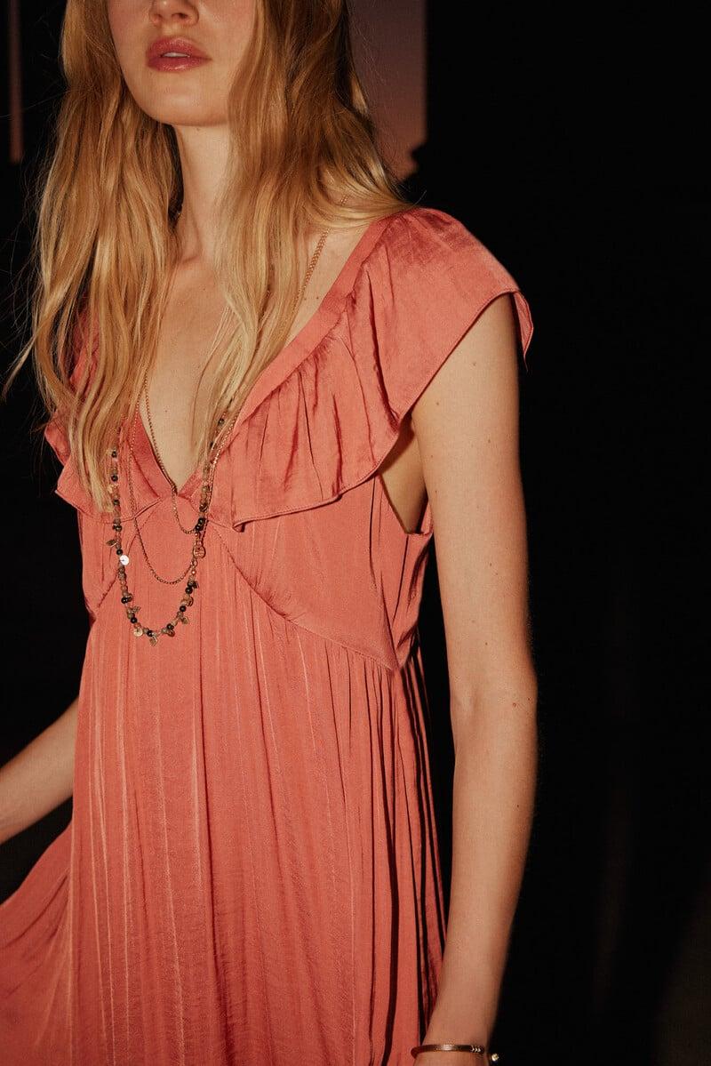 pedro del hierro Cora. Vestido volante Ahorra y exporta