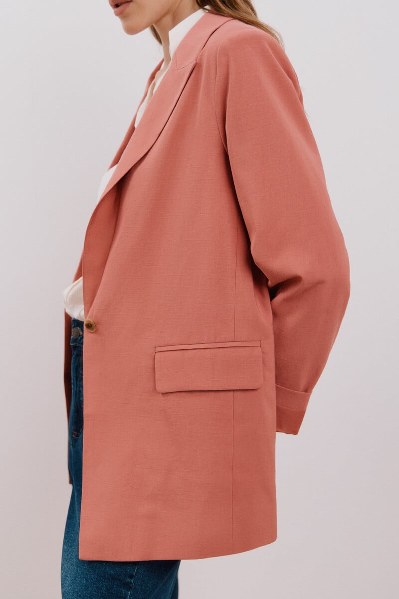 pedro del hierro Blazer ligera 2025