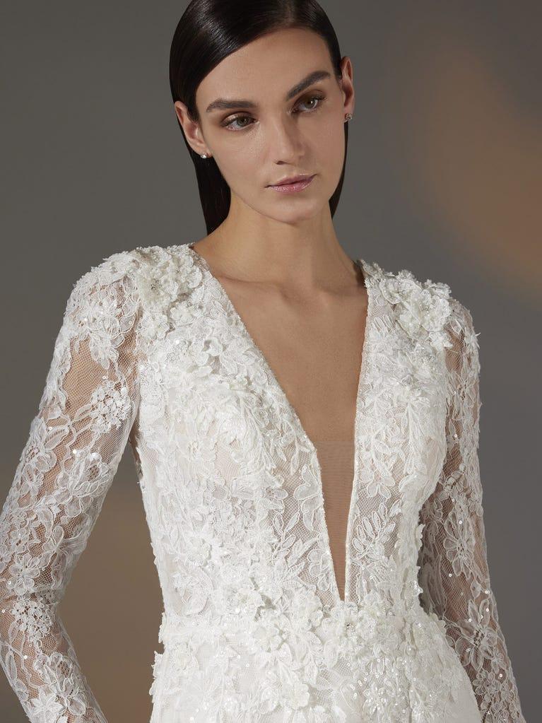 pronovias AMERI | Vestido de novia corte en a con escote de pico Ahorra y exporta