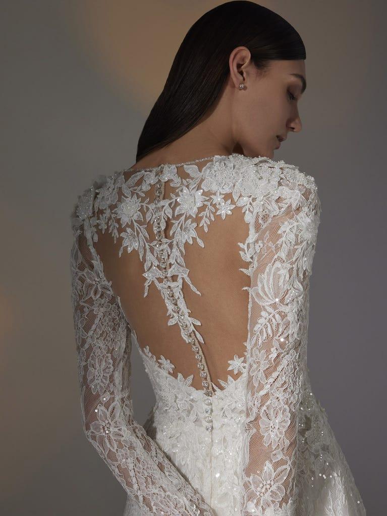 pronovias AMERI | Vestido de novia corte en a con escote de pico Ahorra y exporta
