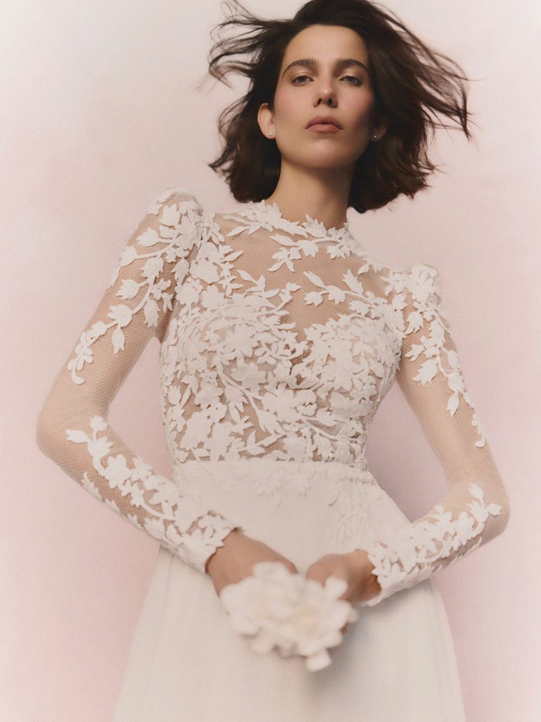 pronovias TERESINE | Vestido de novia corte en A con escote cisne | Pronovias Ofertas