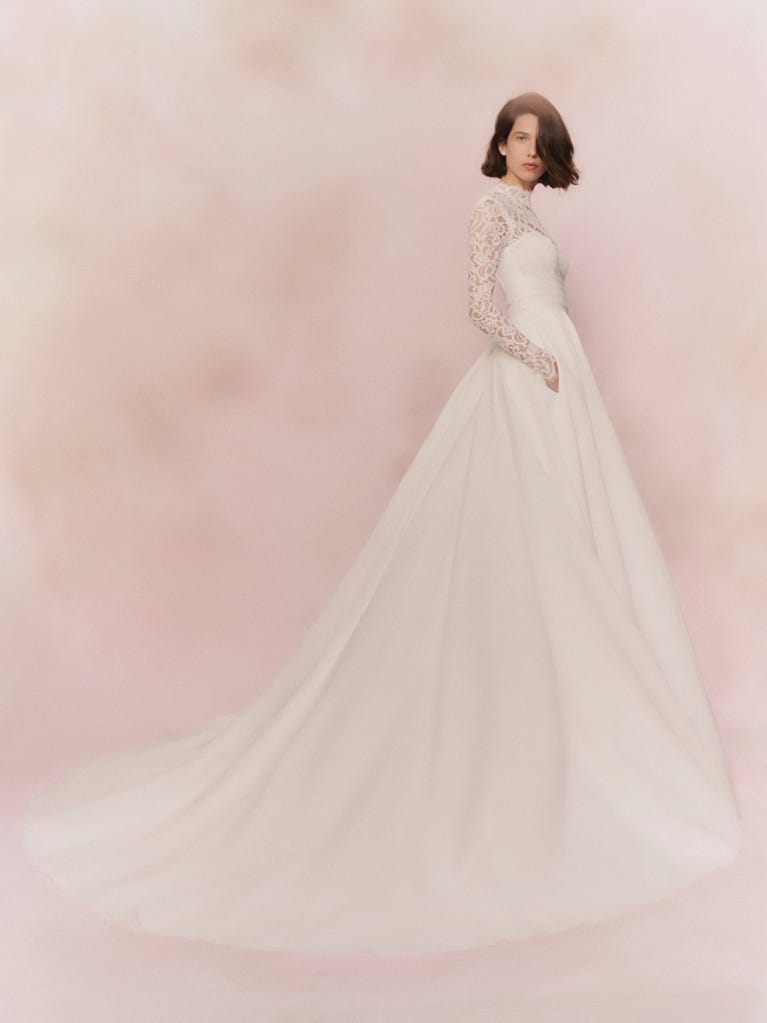 pronovias CEEYLO | Vestido de novia corte en a con cuello cisne | Pronovias Rebajas baratas