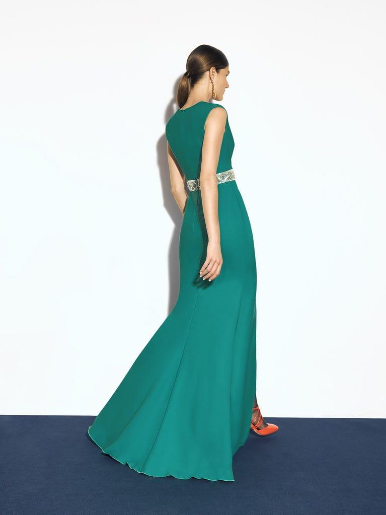pronovias AZAFRAN | Vestido de fiesta sirena con escote de pico | Pronovias Oferta especial