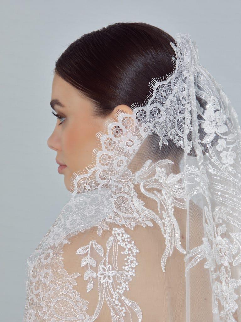 pronovias V-LA40
