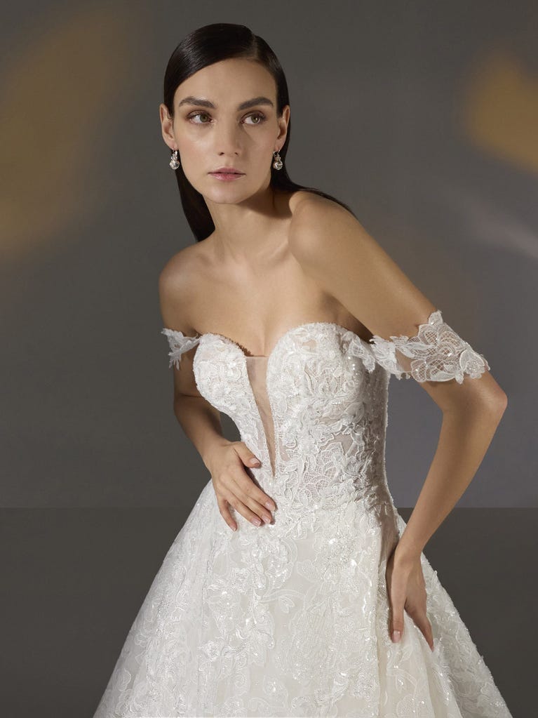pronovias ANETT | Vestido de novia princesa