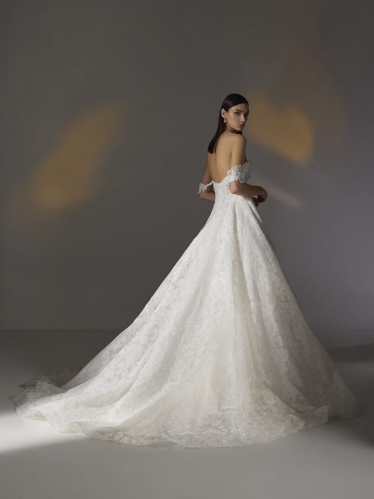 pronovias ANETT | Vestido de novia princesa Descuento por venta flash