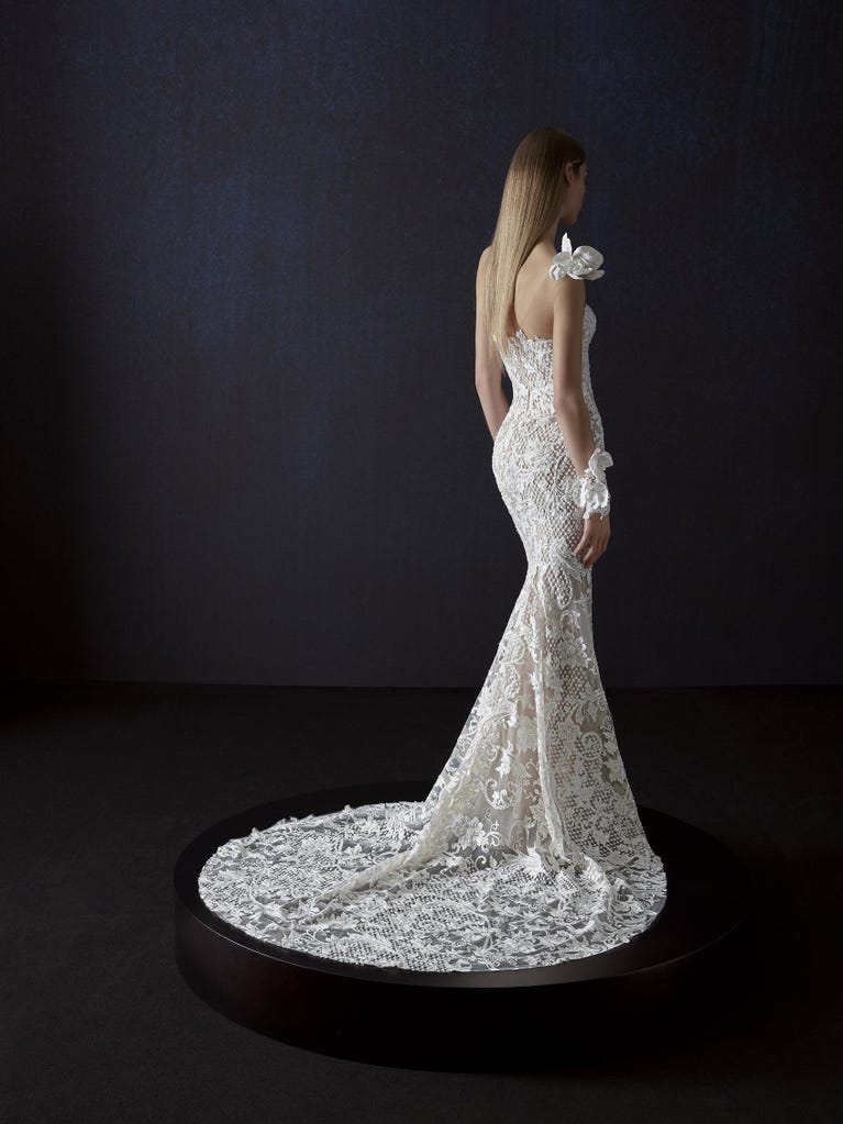pronovias ACAZIA | Vestido de novia sirena con escote corazón | Atelier Pronovias En línea