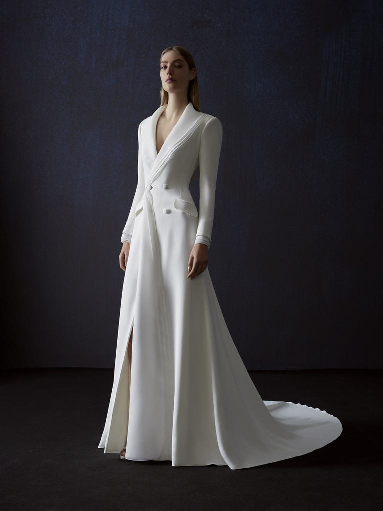 pronovias COPERNICO | Vestido de novia sirena con escote camisero | Atelier Pronovias