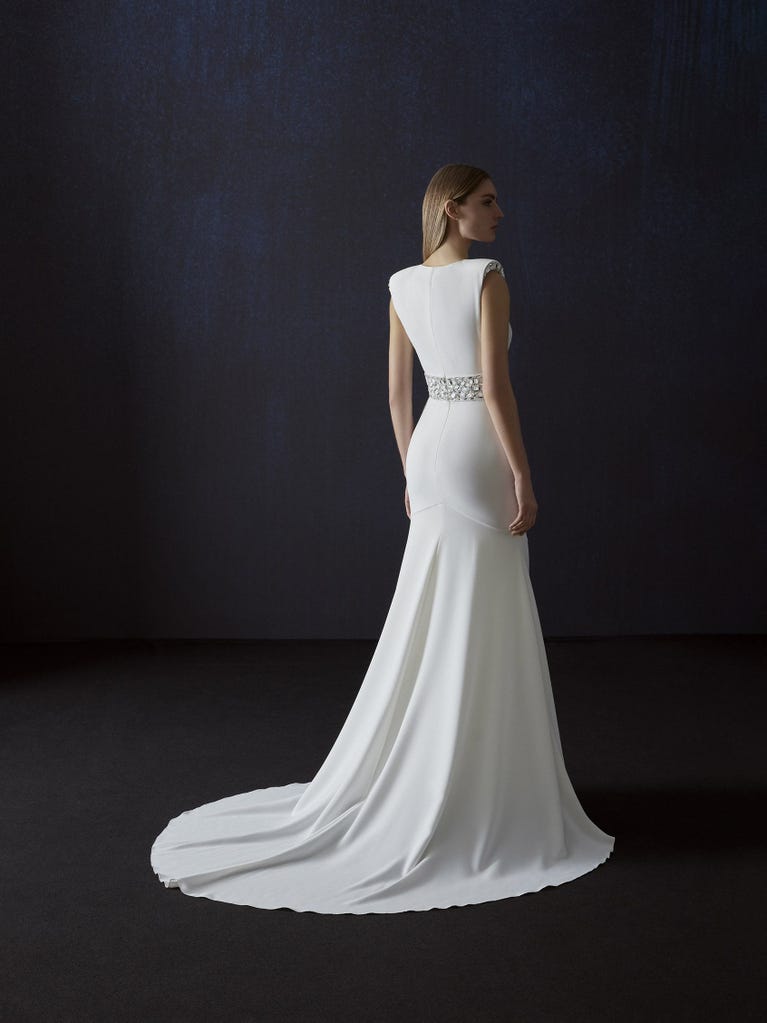 pronovias AROMATIC | Vestido de novia sirena con escote de pico | Atelier Pronovias Venta caliente