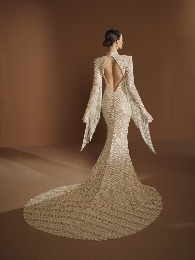 pronovias HARI | Vestido de novia sirena con escote cisne | Pronovias Los más vendidos