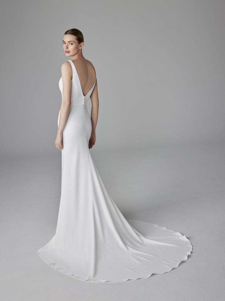 pronovias ALDONA | Vestido de novia sirena con escote de pico | Pronovias Descuento