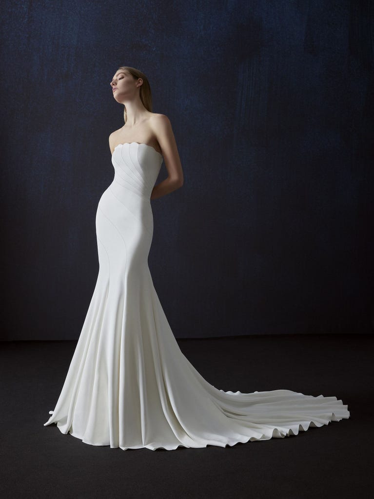 pronovias ANGELIS | Vestido de novia sirena palabra de honor | Atelier Pronovias