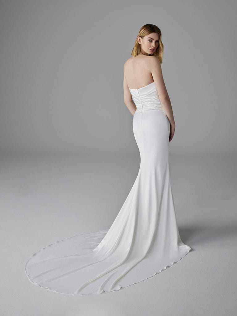 pronovias ROMENTINA | Vestido de novia sirena con escote corazón | Pronovias Mejor oferta
