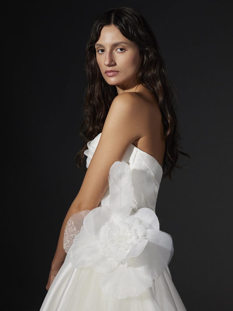 pronovias ALIXE | Vestido de novia princesa | Vera Wang Bride Solo queda un día
