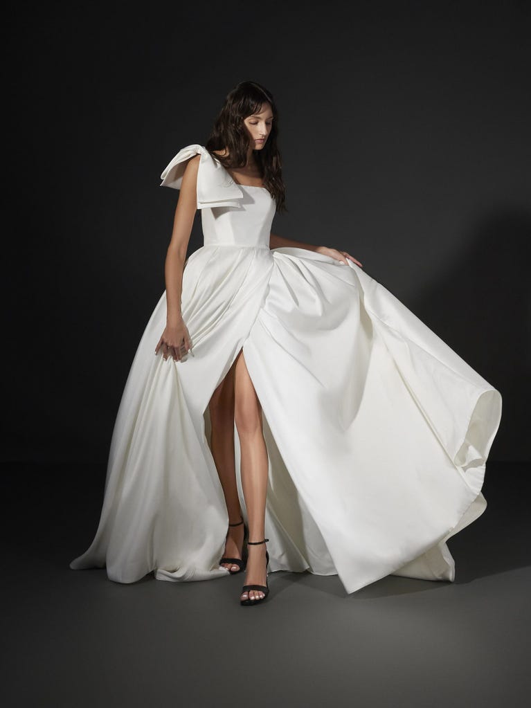 pronovias MIRA | Vestido de novia princesa palabra de honor | Vera Wang Bride