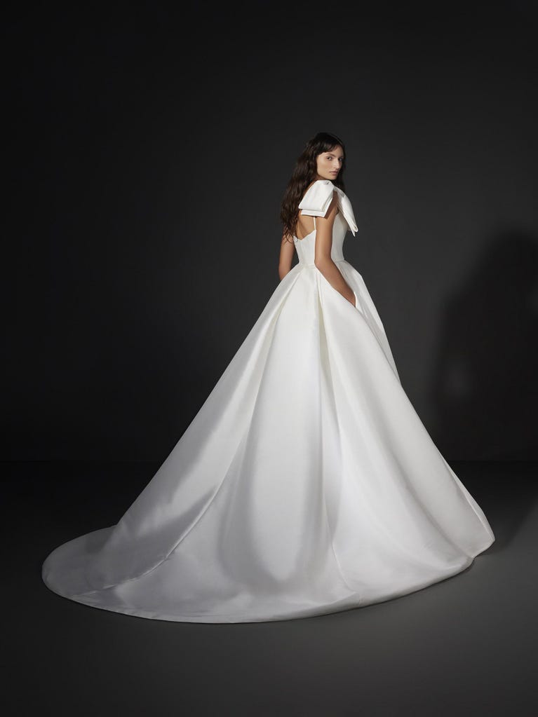 pronovias MIRA | Vestido de novia princesa palabra de honor | Vera Wang Bride Grandes descuentos