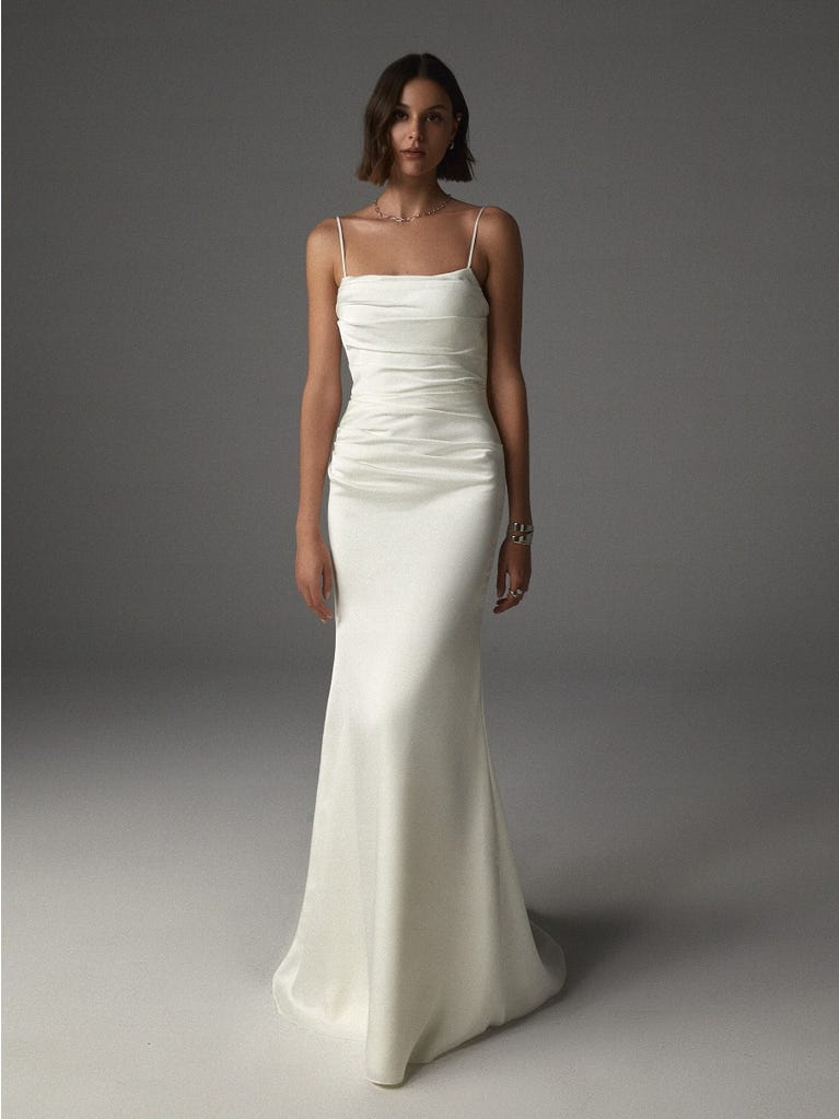 pronovias BETTA | Vestido de novia sirena con palabra de honor | Pronovias