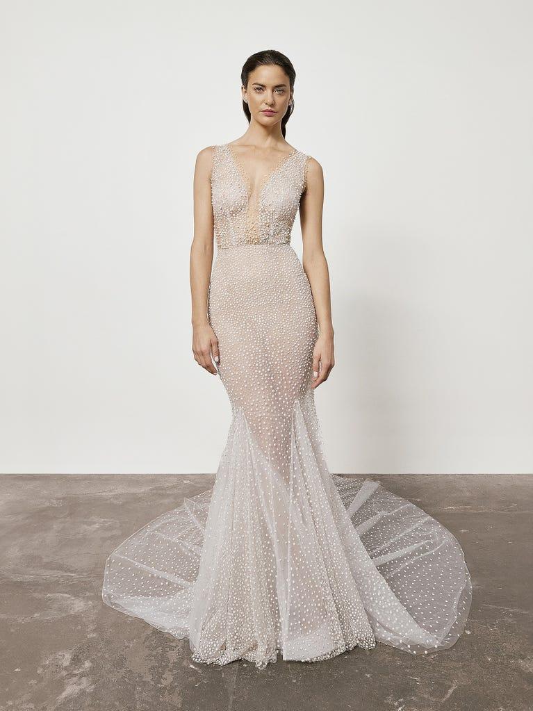 pronovias Vestido de novia sirena escote de pico y pedreria | Pronovias Envío gratis
