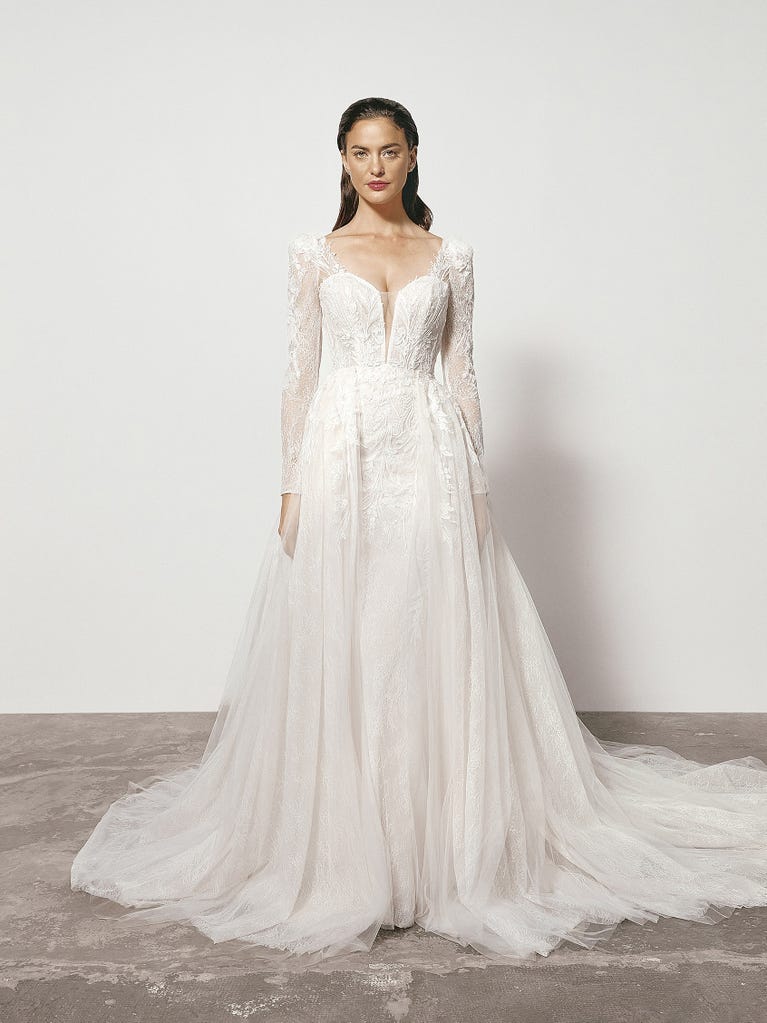 pronovias FIORA | Vestido de novia sirena con escote corazón ÚLTIMAS EDICIONES