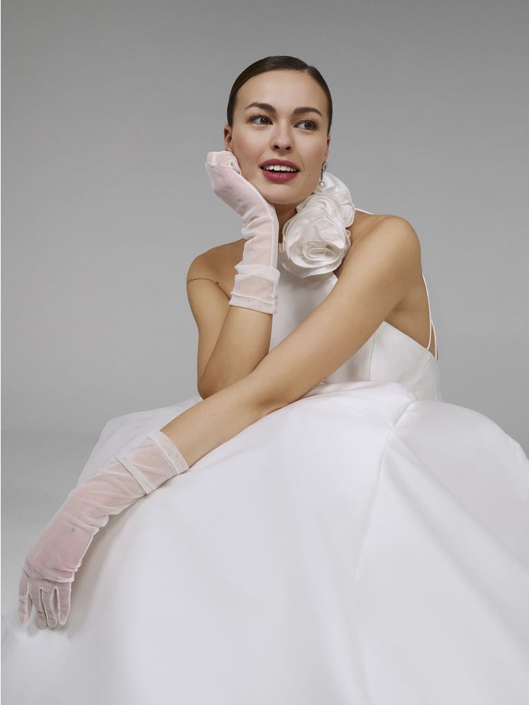 pronovias JULY | Vestido de novia corte en a con cuello halter | Pronovias Oferta especial de fábrica