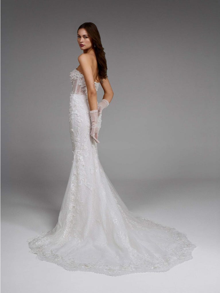 pronovias Vestido de novia corte sirena y escote corazón | Pronovias Promoción trimestral