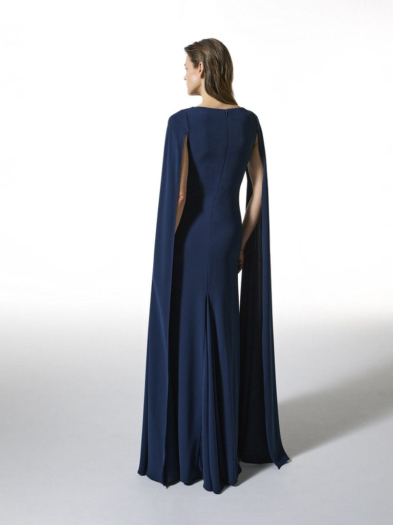 pronovias Essential 2433 | Vestido de fiesta recto con escote de pico | Pronovias Descuento por venta flash