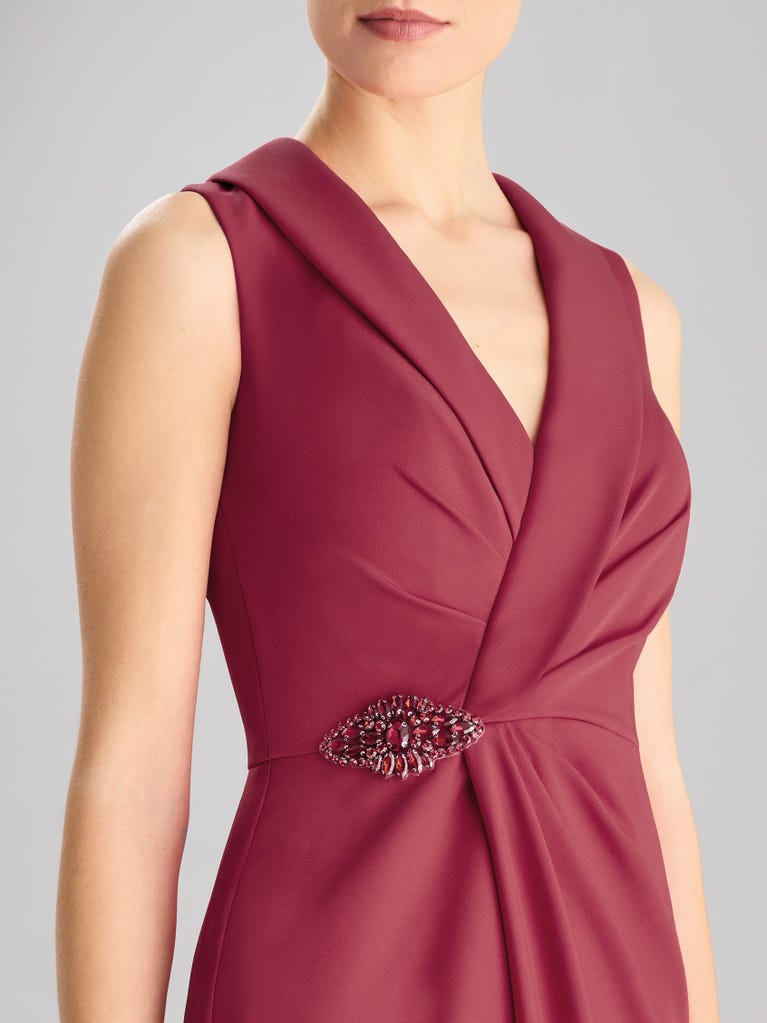 pronovias DRAPE 2425 | Vestido de fiesta corte en a con escote de pico | Pronovias Tienda