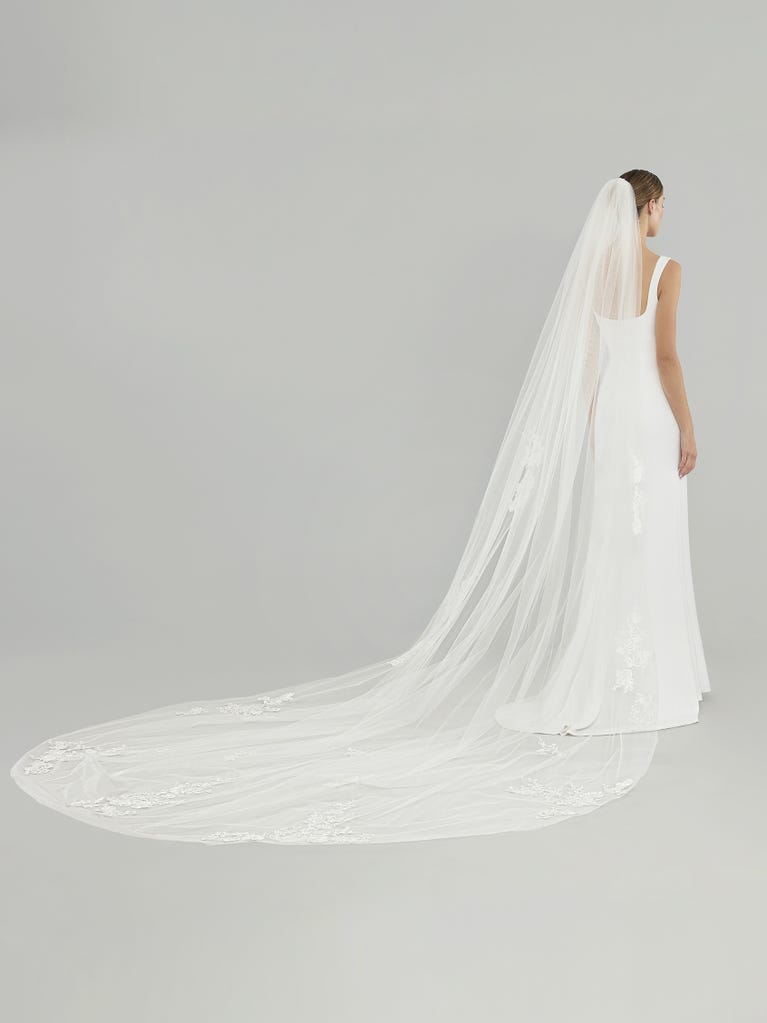 pronovias V-2940 En oferta